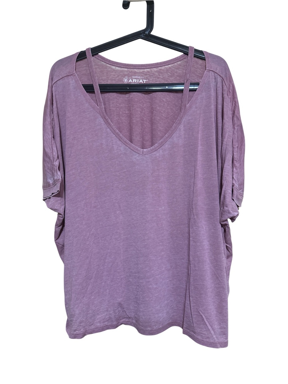 Ariat Tee XL Rose V-Neck Crop
